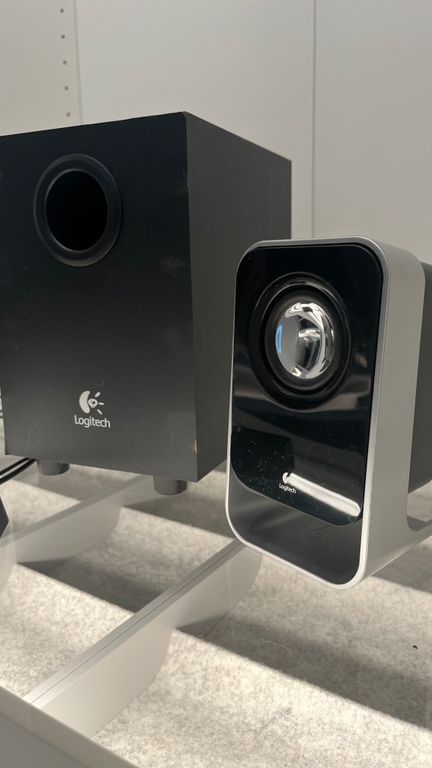 Von der Büroklammer zu.. Tausche Logitech LS21 Soundsystem
