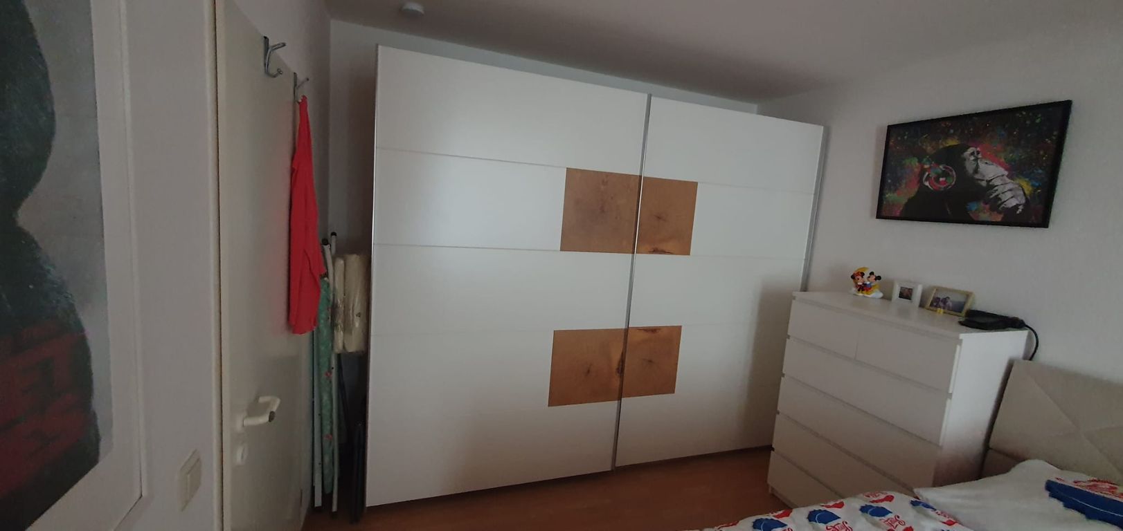 Kleiderschrank 