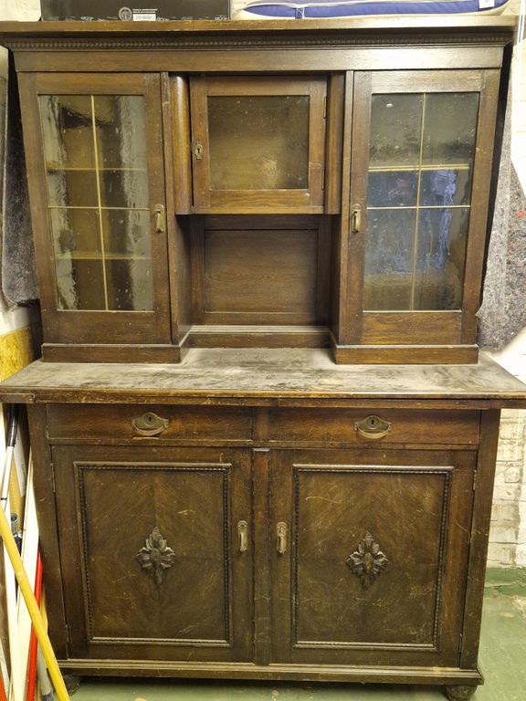 Antiker Küchenschrank 