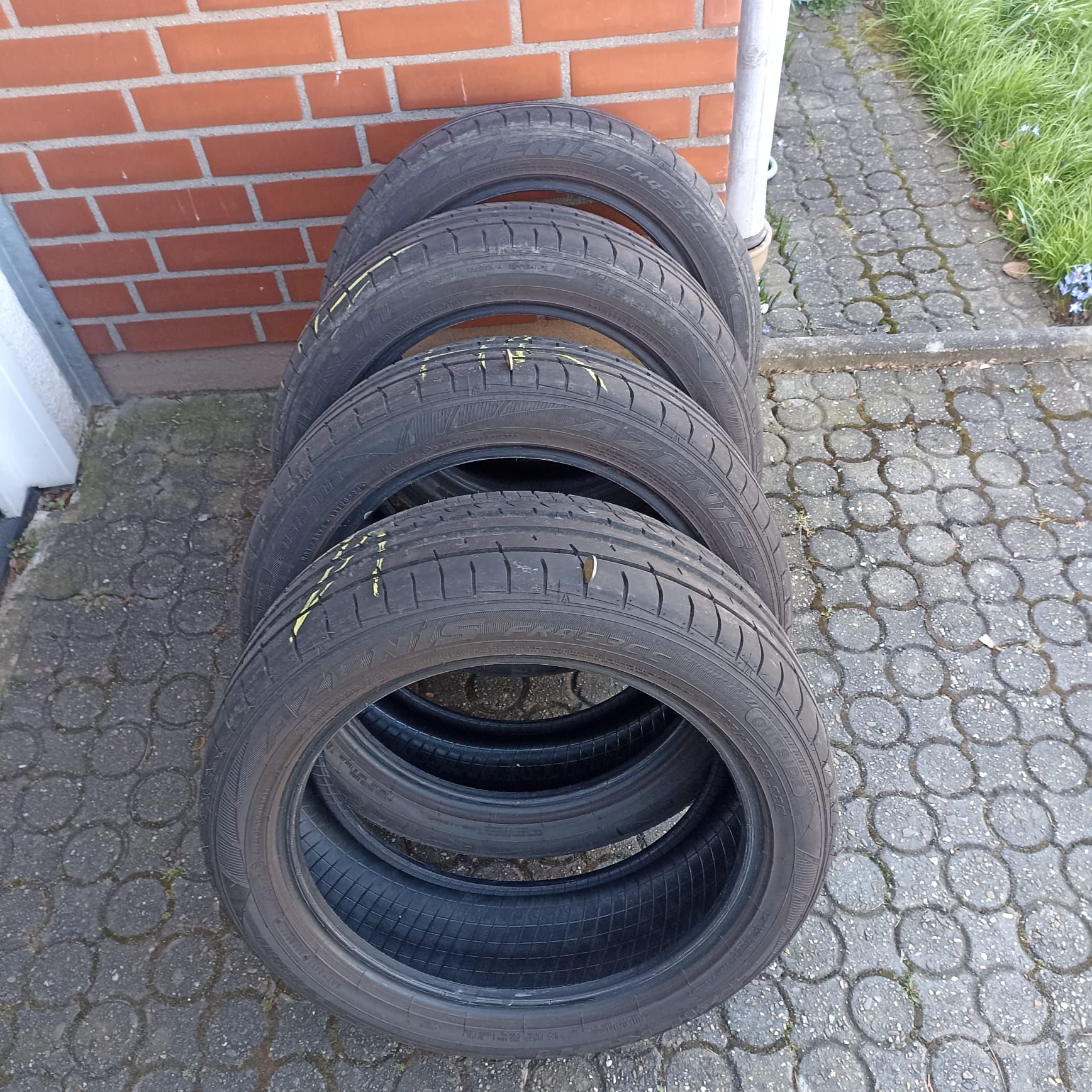 4 Sommerreifen in gutem Zustand 