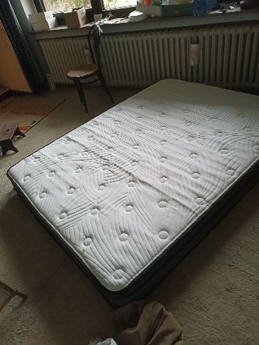 Matratze 150 cm * 200 cm