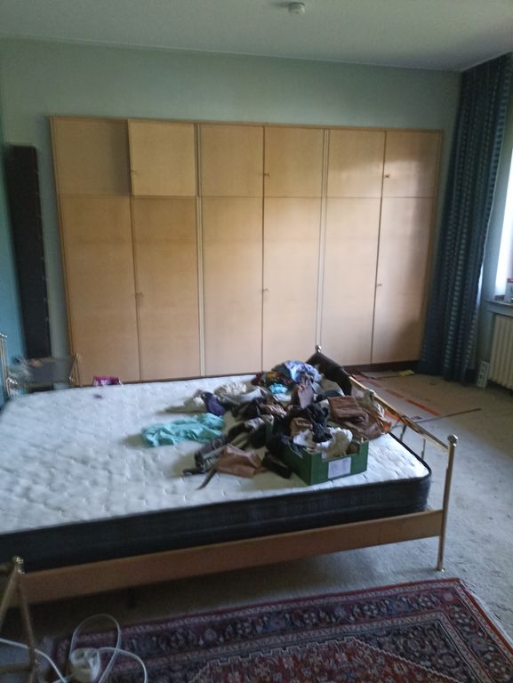 Schlafzimmerschrank hoch Birke hell