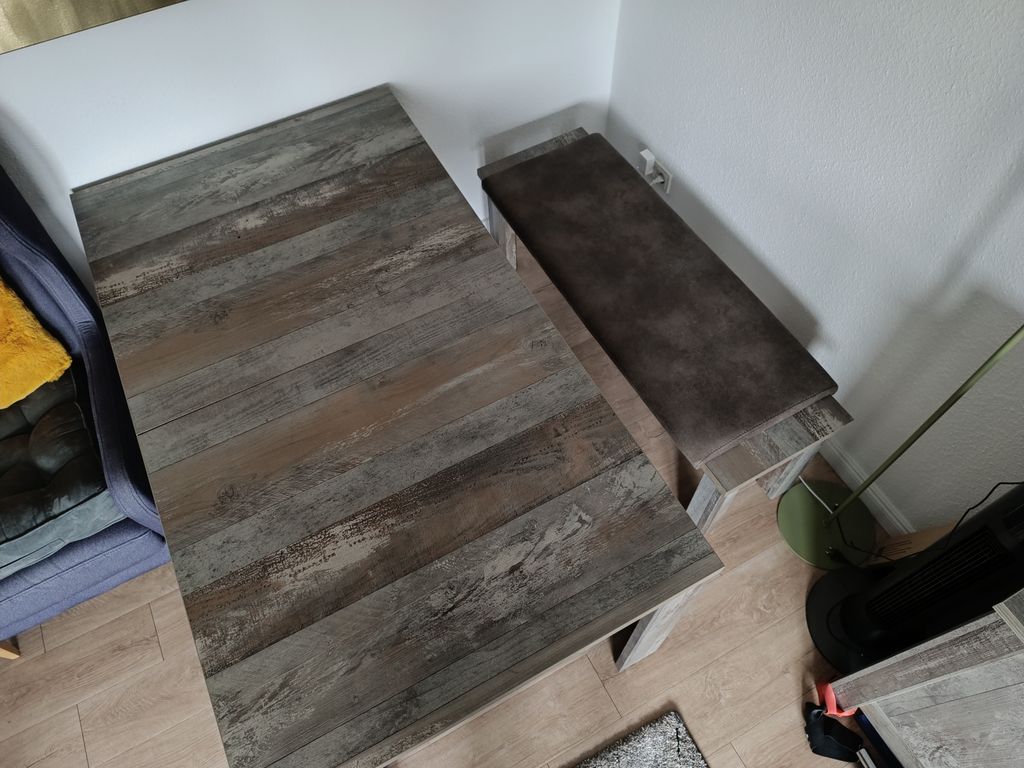 Massivholz-Esstisch mit passender Sitzbank im Shabby-Stil (grau)