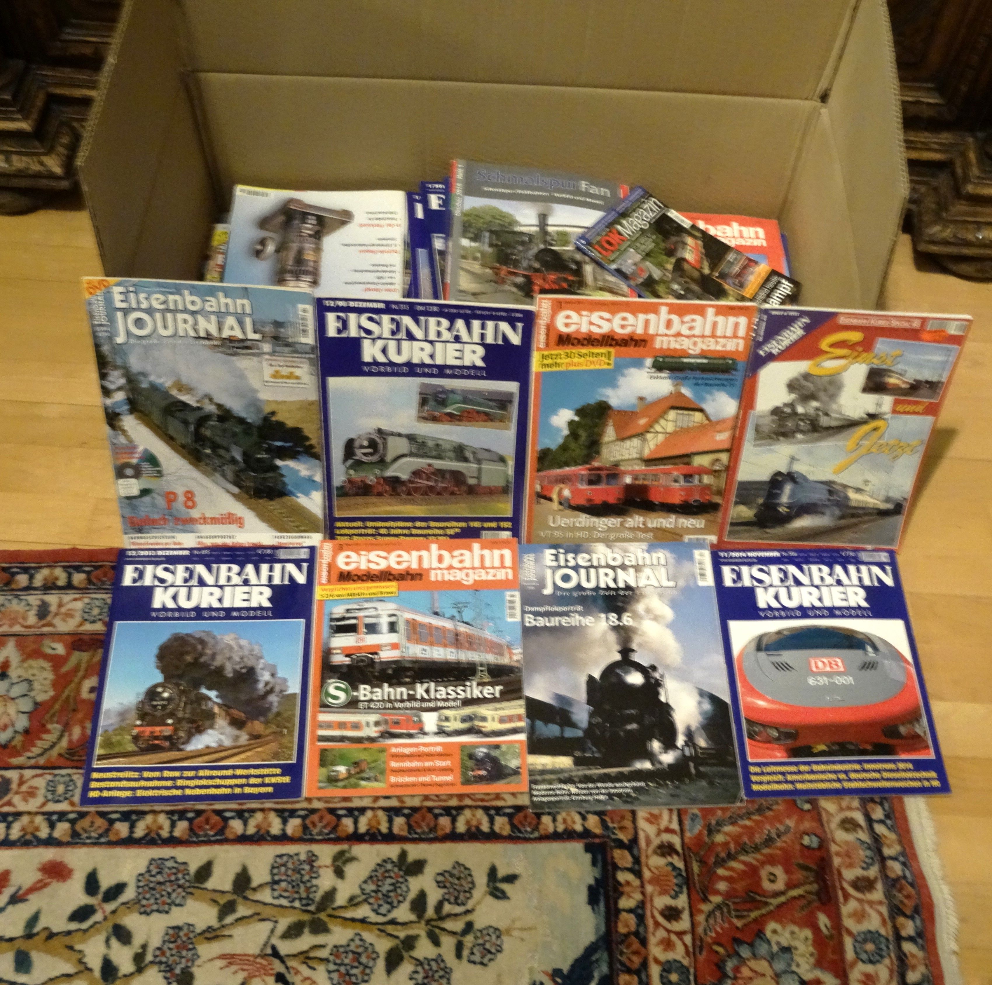 verschenke Eisenbahnfachzeitschriften und Modelleisenbahnzeitschriften über 45 Exemplare, 