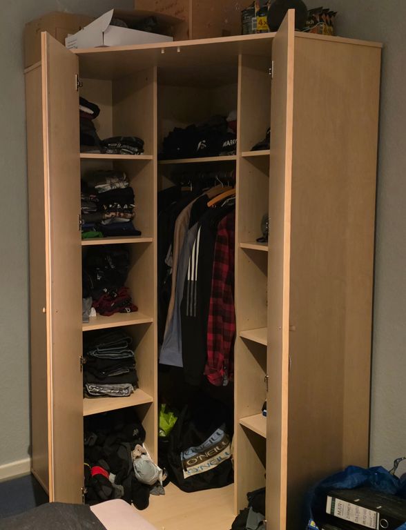 Eck - Schlafzimmerschrank 