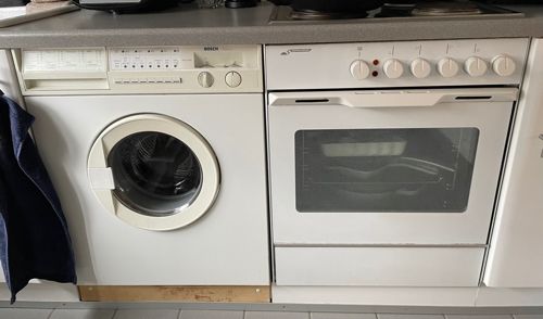 Herd und Waschmaschine 