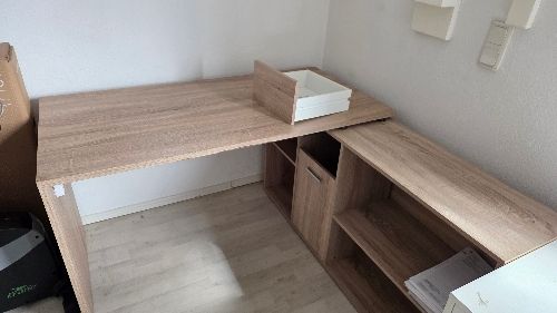 Eckschreibtisch
