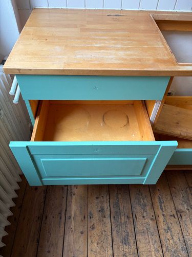 Küche inkl. Kühlschrank 