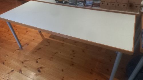 4 "Architekten"-Tische zu verschenken