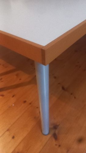 4 "Architekten"-Tische zu verschenken