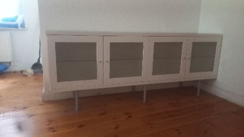 Sideboard IKEA, weiß, mit 4 Glas-Türen, zu verschenken 