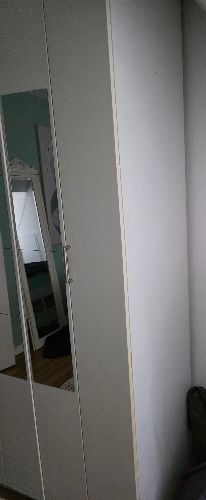 2 Ikea Kleiderschränke mit Falttüren