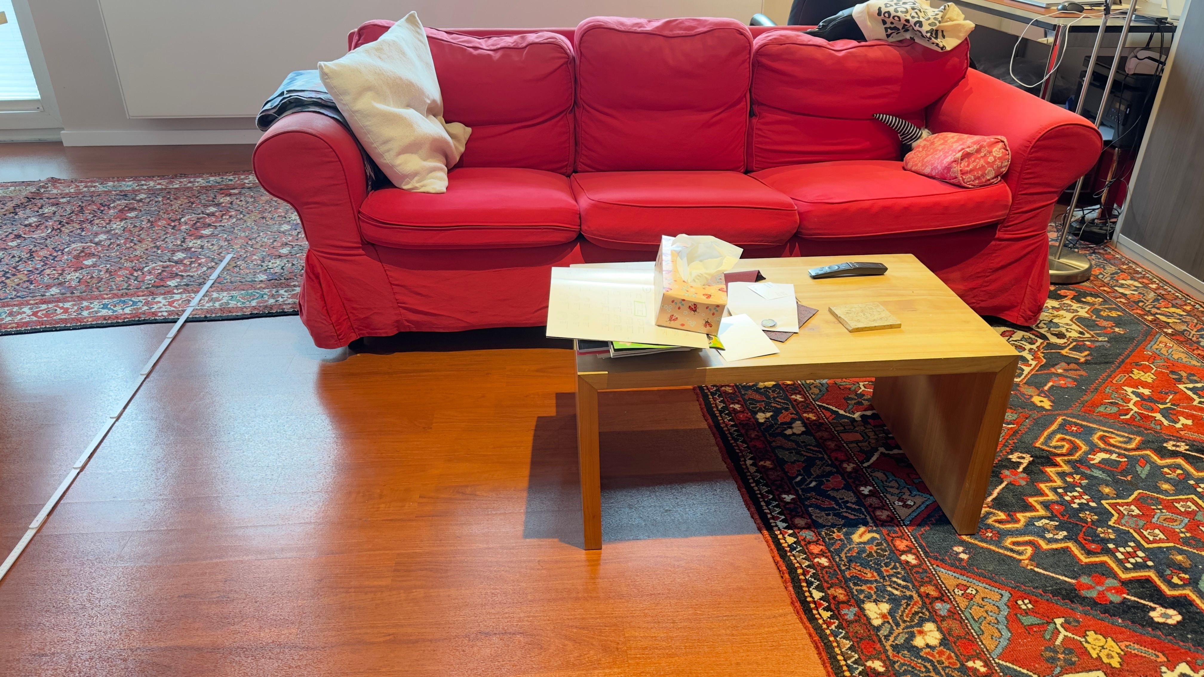 IKEA 3er sofa ab 6.2026 zu verschenken 