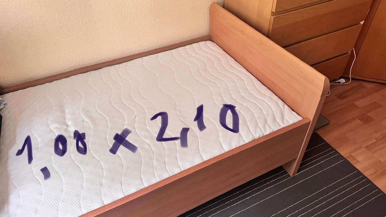 PAIDI Eckkleiderschrank und Bett zu verschenken
