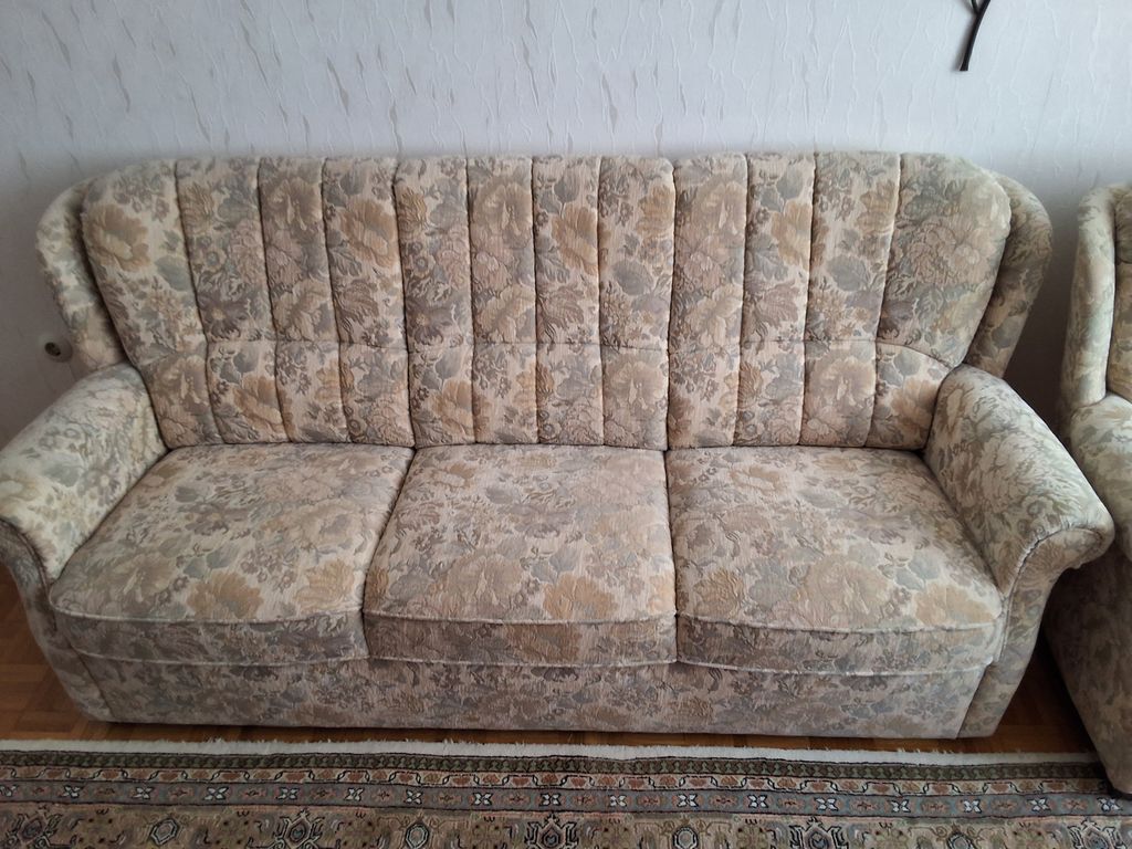 Couch und Sessel