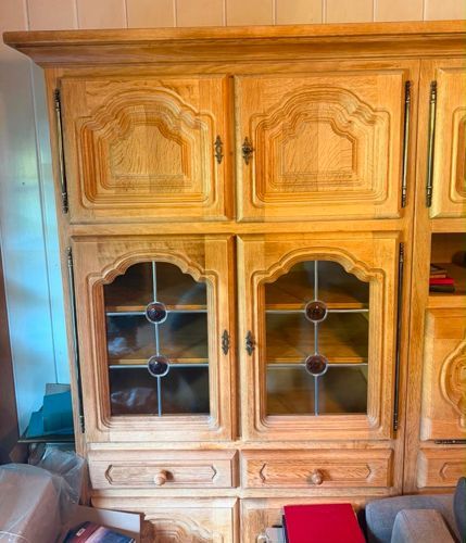 Wohnzimmerschrank 