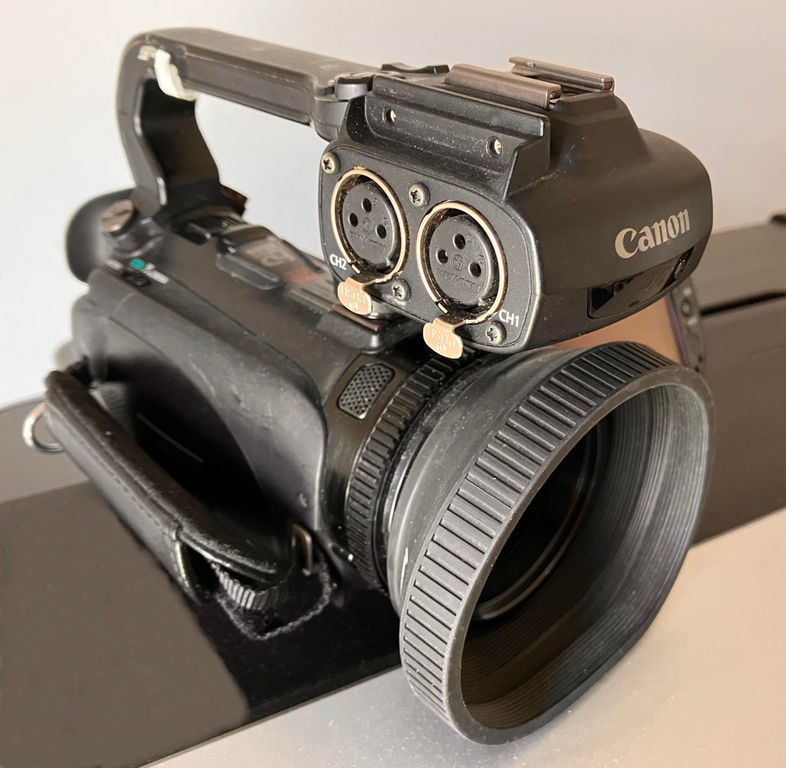 Canon Camcorder XA 10