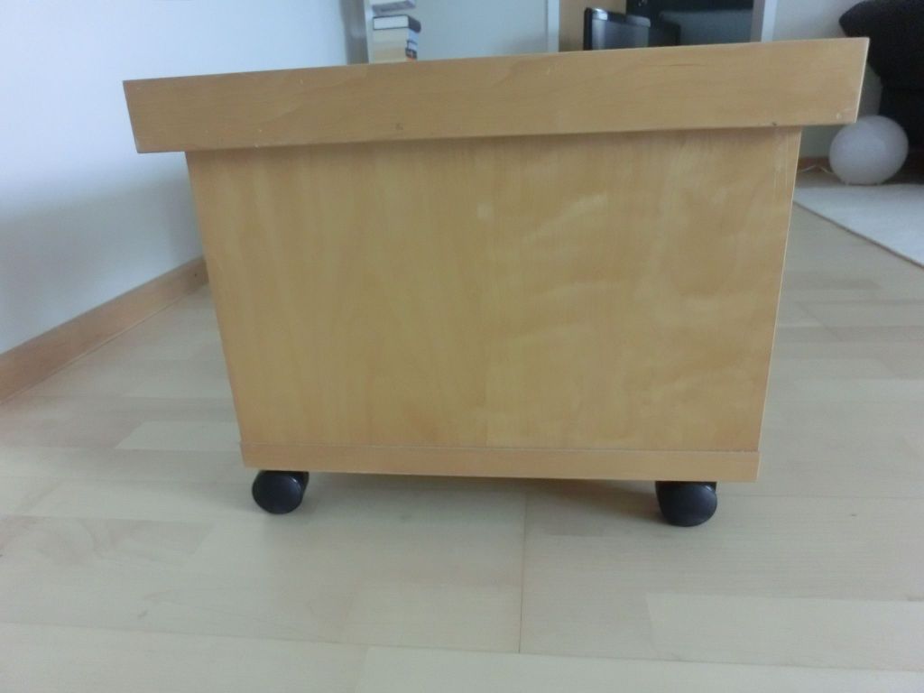 IKEA TV-Bank mit Rollen 150 x 50 cm