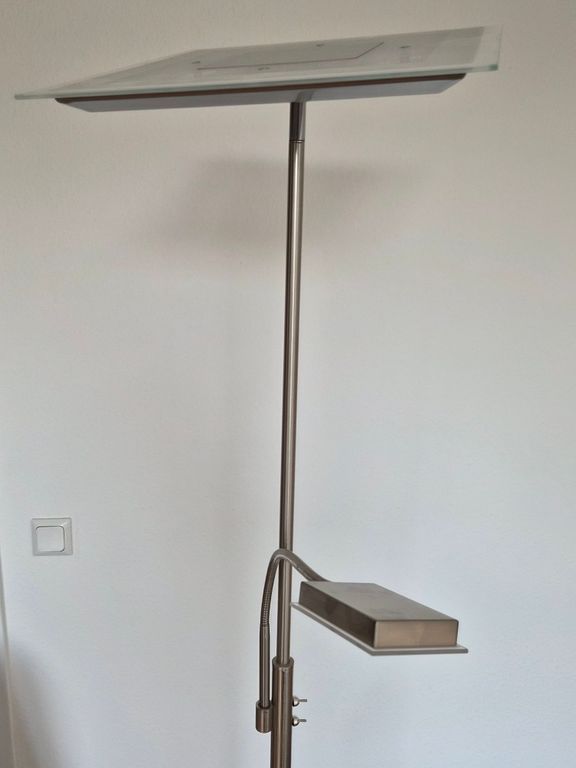 Deckenfluter LED